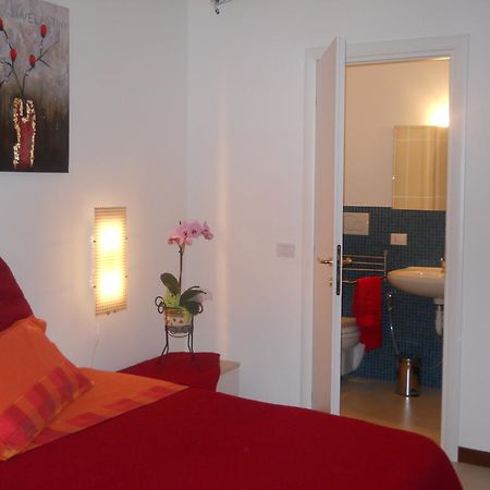 B&B Residenza Bianco Alle Grotte Di Castellana Castellana Grotte Bilik gambar