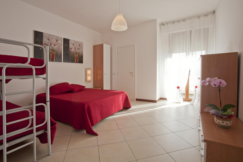 B&B Residenza Bianco Alle Grotte Di Castellana Castellana Grotte Bilik gambar