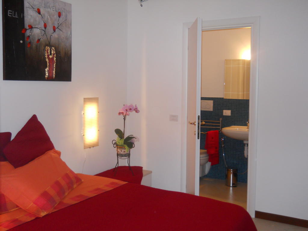 B&B Residenza Bianco Alle Grotte Di Castellana Castellana Grotte Bilik gambar