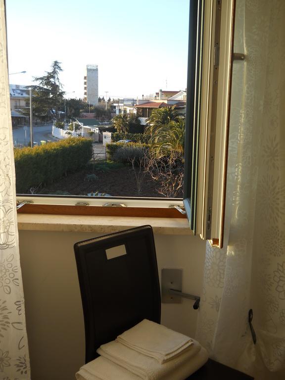 B&B Residenza Bianco Alle Grotte Di Castellana Castellana Grotte Bilik gambar